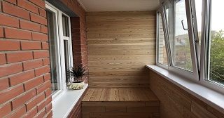 Отделка, остекление, утепление балконов в Гатчине от 210 руб. м/2.