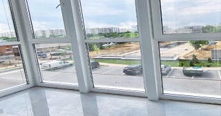 Панорамное остекление балкона Гатчина цена от 11 тыс. руб. м/п.