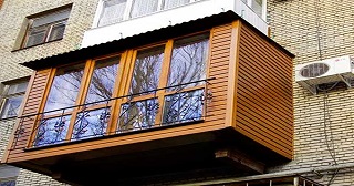 Внешняя отделка балкона Гатчина цена от 1049 руб. м/2.
